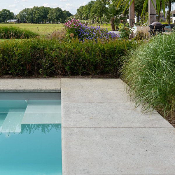 Bouwkundig zwembad 4x8 meter Raalte_FineYard Buitenleven